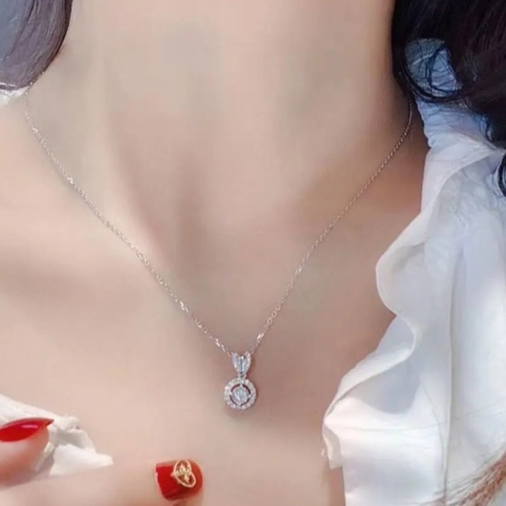 NEW Exquisite Shiny Hollow Round Pendant Cubic Zircon Silver Necklace